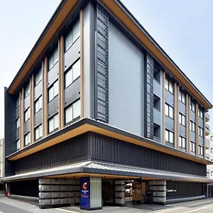 3* Hotel Comfort Shijokarasuma